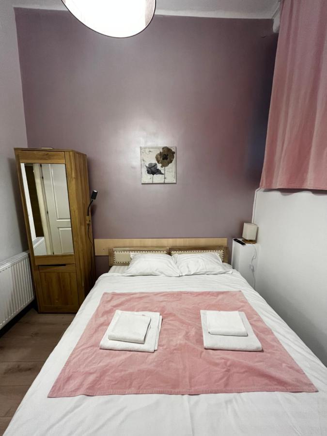 Mira Duo Room Brasov Bagian luar foto